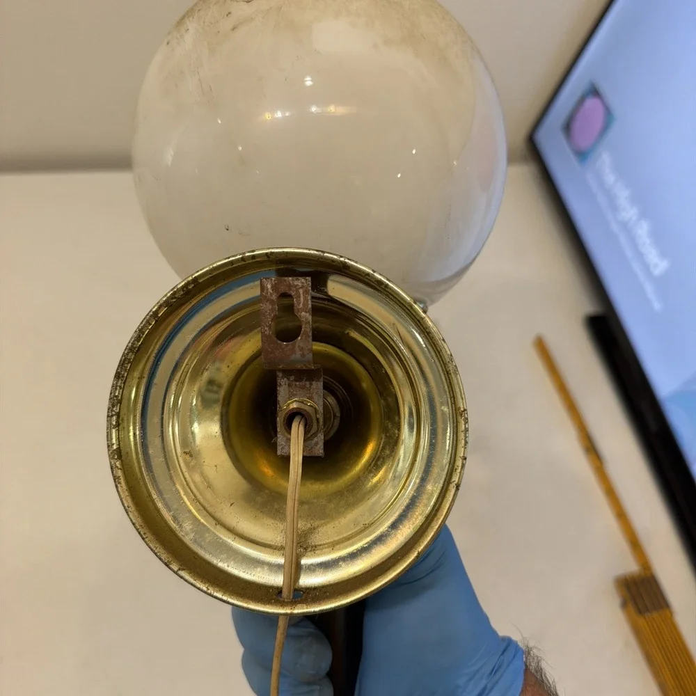 Vintage 1960-1970 Genius At Work Lamp Sconce Light